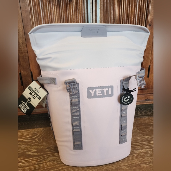 YETI Hopper M20 Soft Backpack Cooler Bag - CHERRY BLOSSOM PINK - Picture 1 of 10